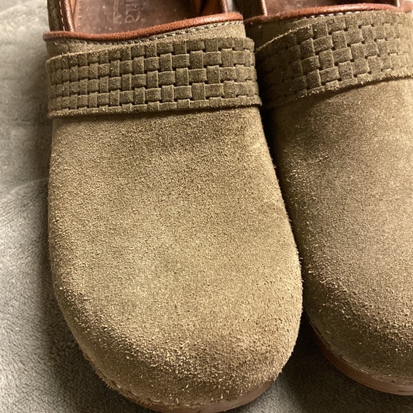 Sanita Suede Clogs Size 40 US Women’s 9 - Picture 3 of 9